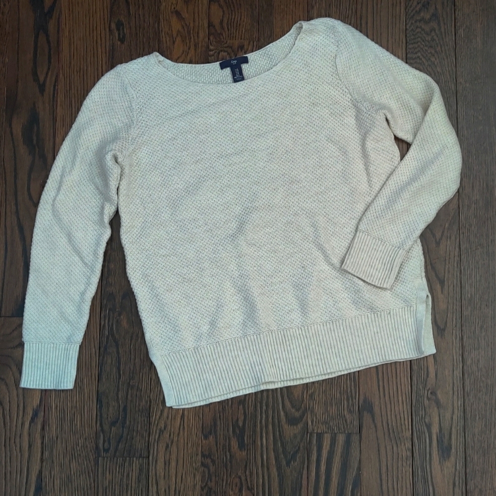 GAP Sweater